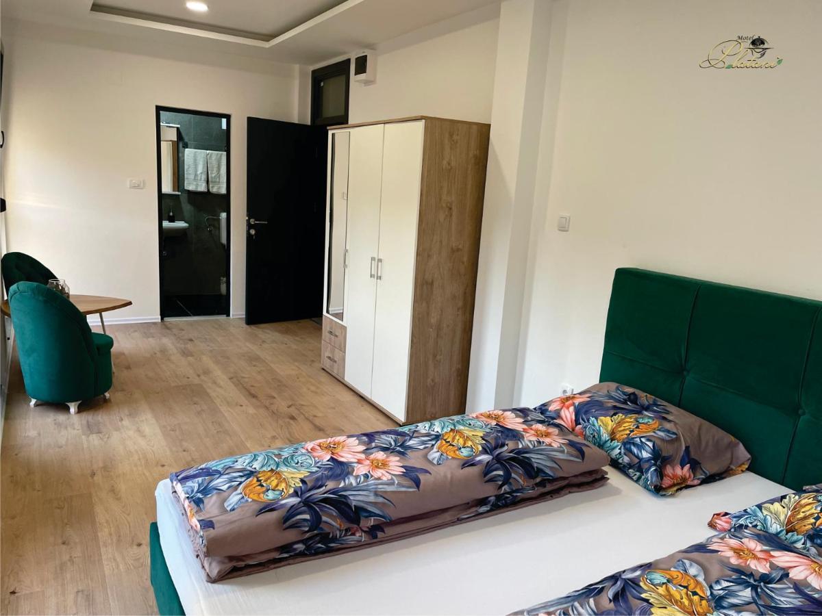 Motel Platani Kotor Varos Luaran gambar